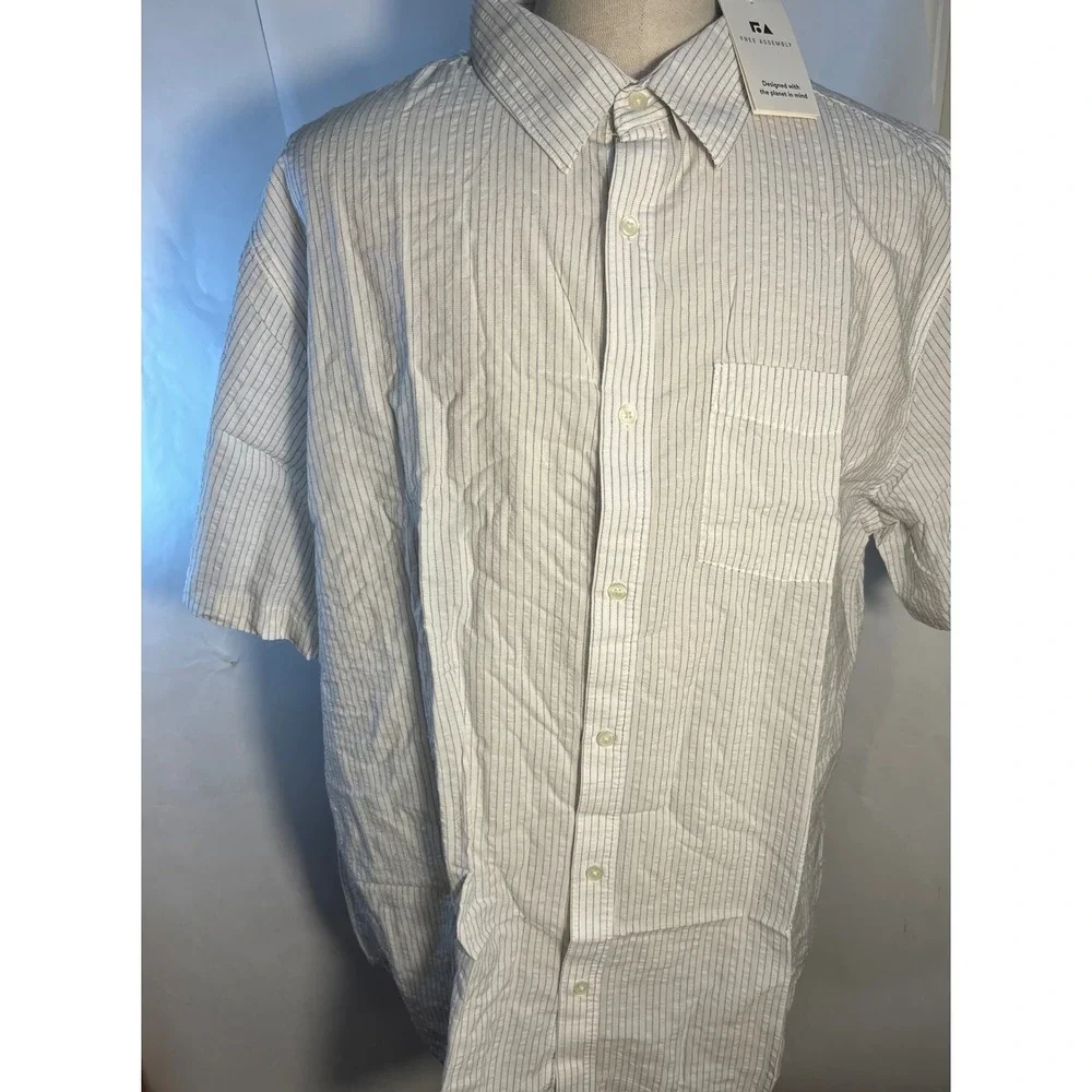 Free Assembly Men's FA Seersucker Button Down Shirt White Size 3XL‎